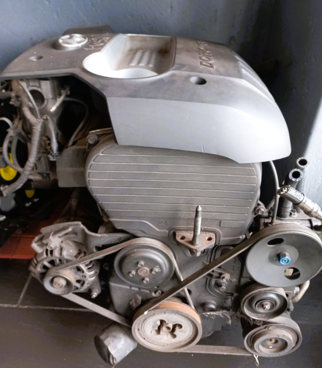 Hyundai Sante Fe 2.4 Petrol Engine (G4JS)