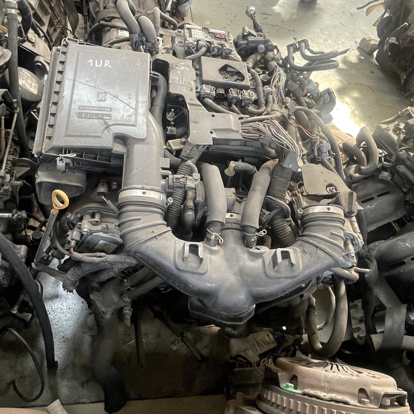 Lexus engine 4.5 petrol 8cyl (1ur)