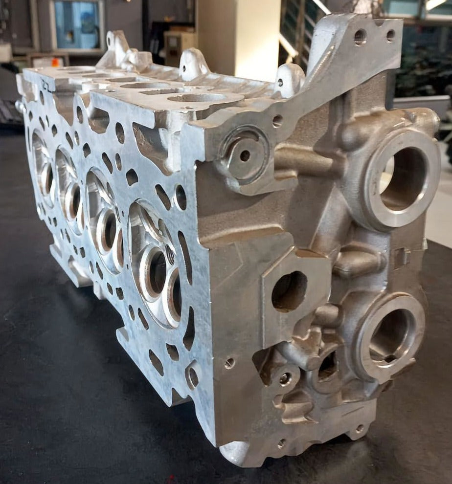 Toyota Corolla New Bare Cylinder Head (1ZZ)