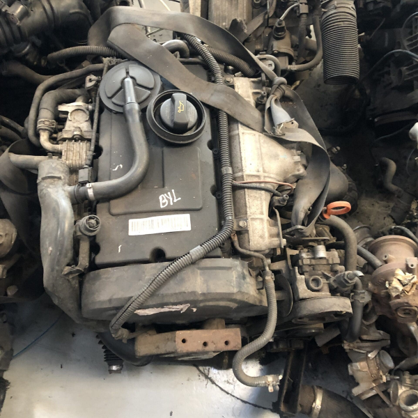 Volkswagen Golf 5 2.0 Turbo Diesel Engine (BYL)