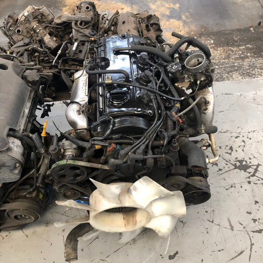 Mitsubishi Colt Bakkie 2.4 Petrol Engine (4G64)