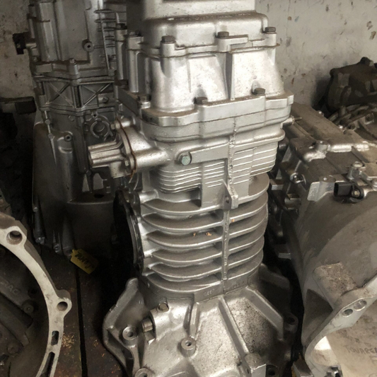 VW Caravelle 2 123 manual gearbox