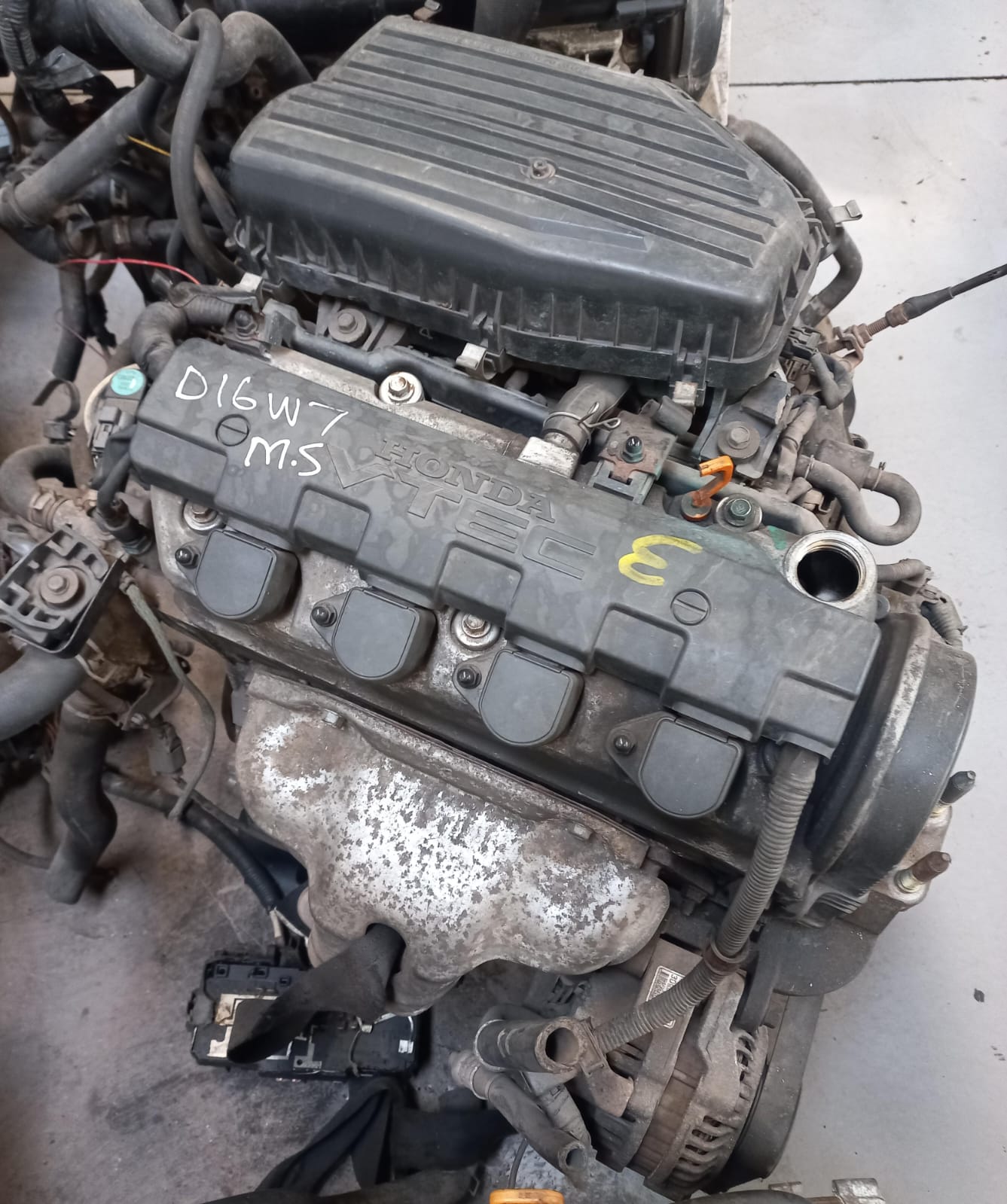 Honda Civic 1.6i V-TEC Sport 3D (D16W7)