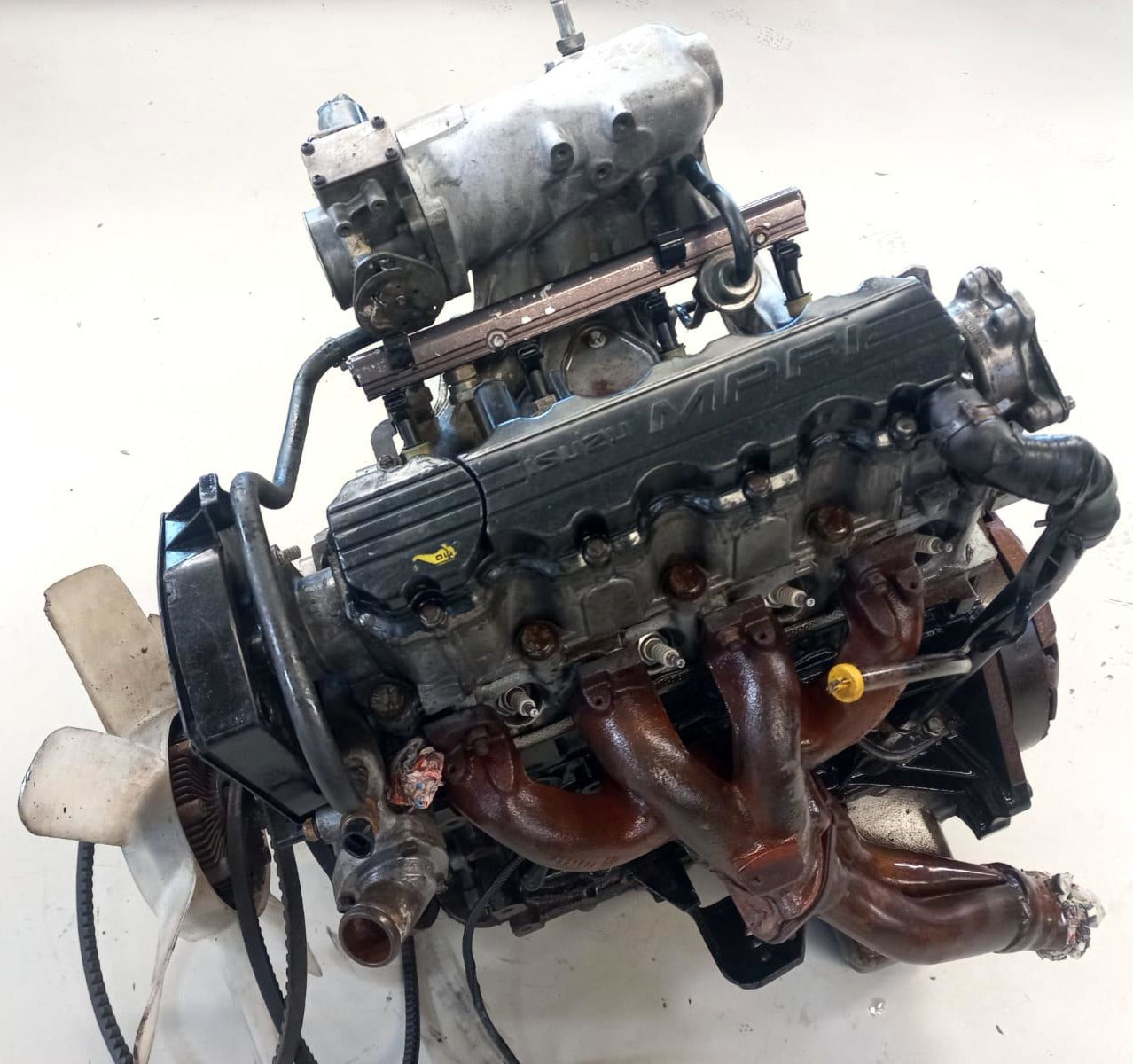 Isuzu KB240 2.4 4 CYL 8v MPI Petrol Engine (C24SE)
