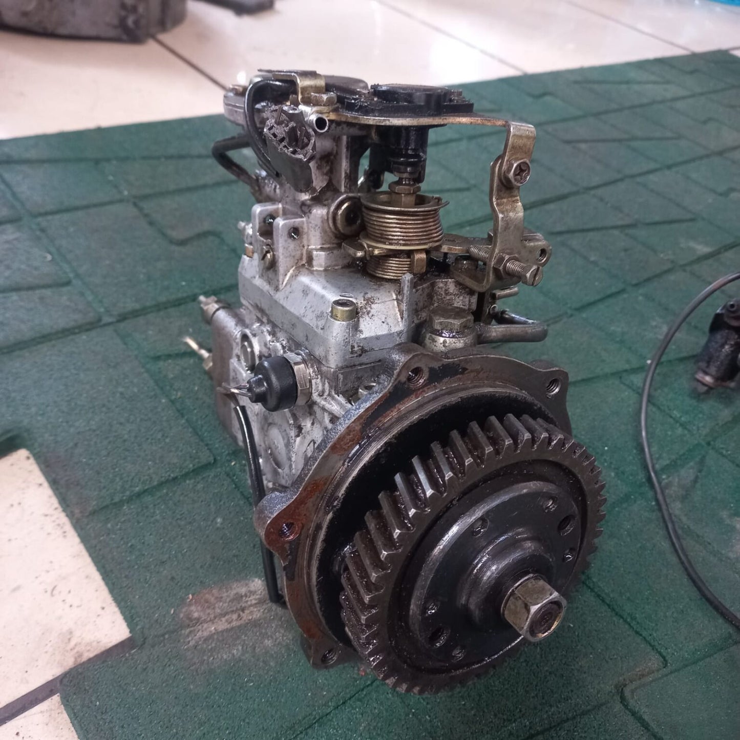 ISUZU KB280 Diesel Turbo Injector Pump