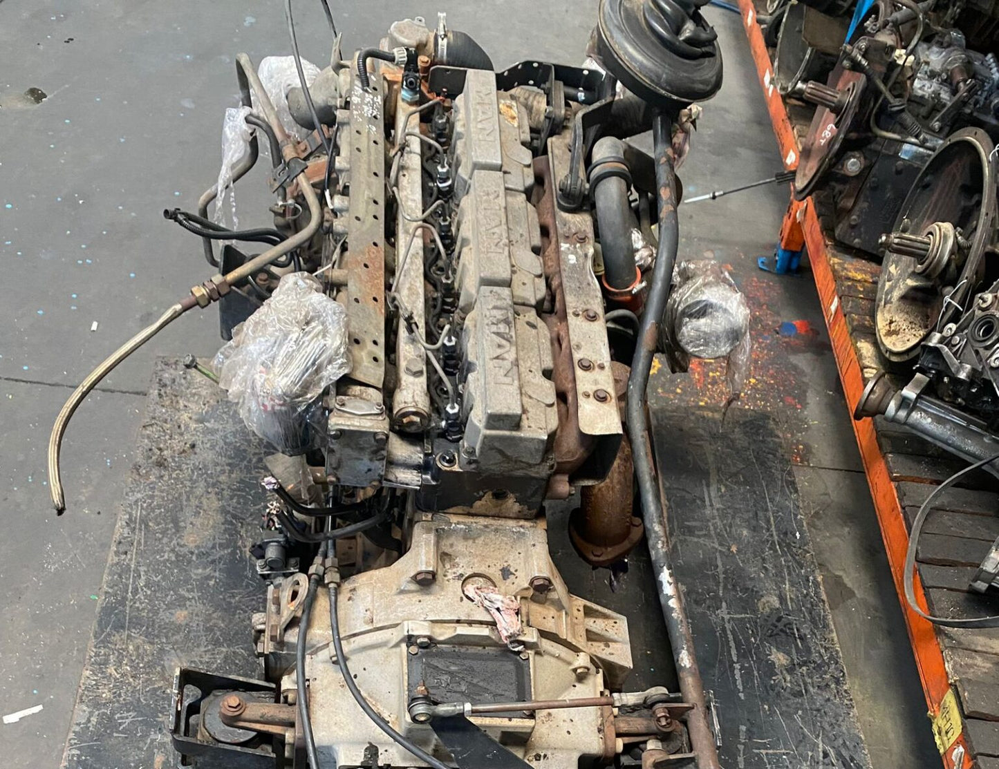 MAN Non-Common Rail 6 Cylinder Diesel Truck Engine (D0836)