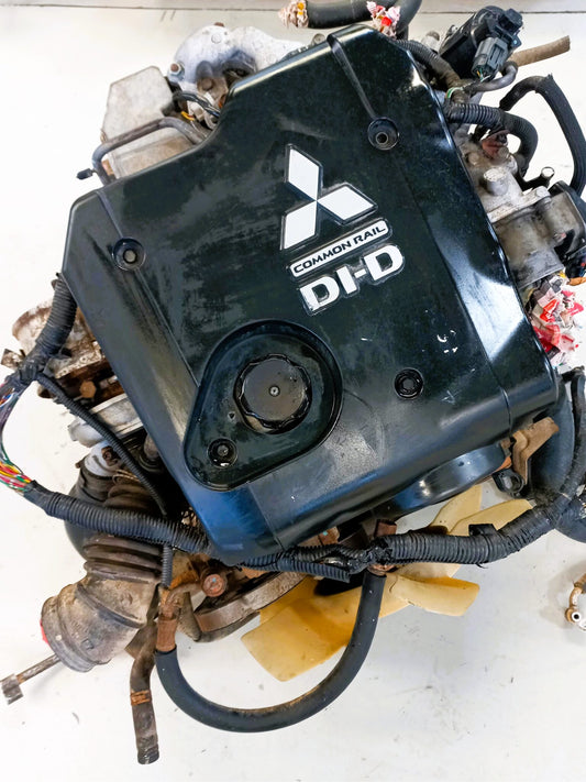 Mitsubishi L200/Pajero 2.5 Di-D Diesel Engine (4D56-UC)