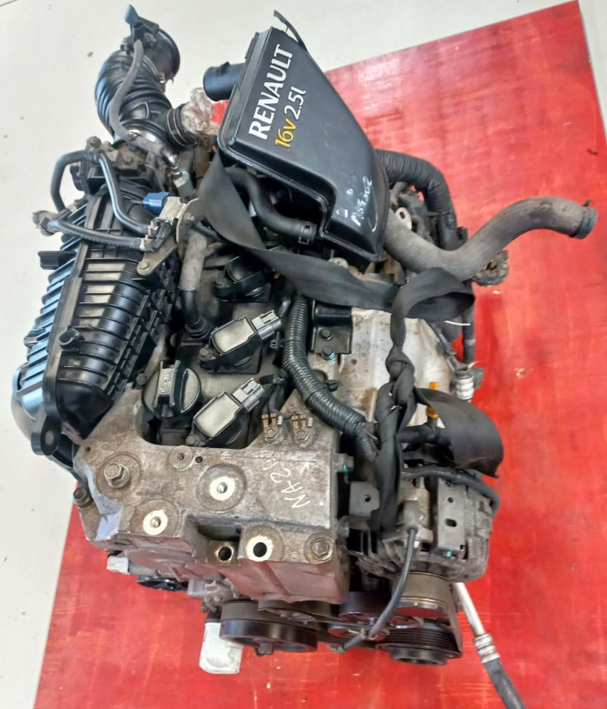 Renault Koleos 2.5 16v Petrol Engine (2TRB)