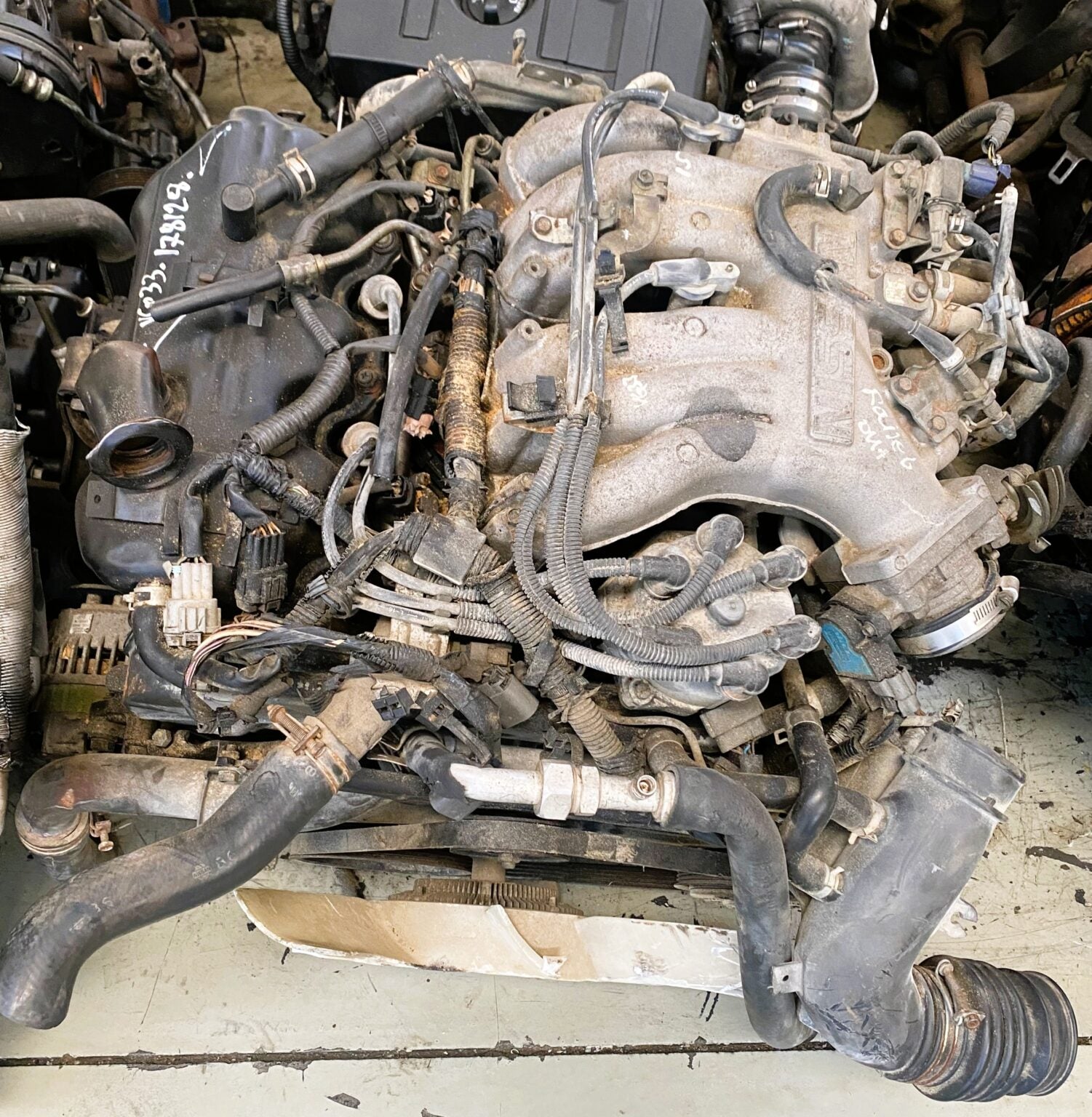 Nissan Pathfinder 3.3 V6 Petrol Engine (VG33)