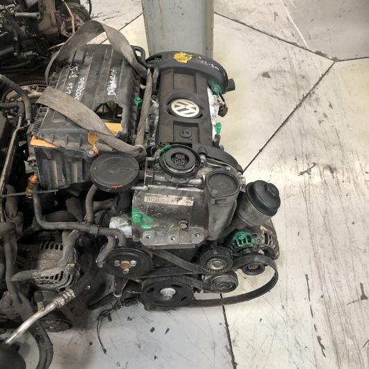Volkswagen Polo IV 1.6 16v Petrol Engine (BTS)