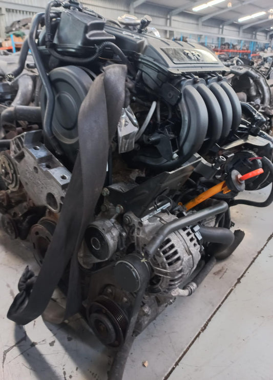 Volkswagen Golf 5 1.6 4 CYL Petrol Engine (BGU)